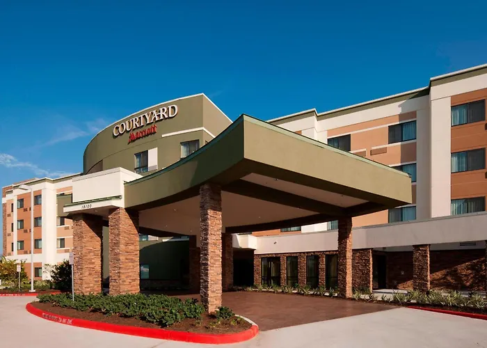Beach hotel: Courtyard By Marriott Houston Nasa Clear Lake